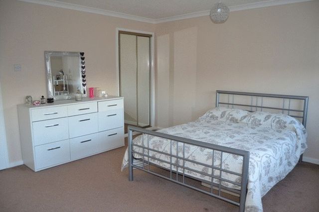  Image of 2 bedroom Detached house for sale in Glebe Court Beith KA15 at Glebe Court  Beith, KA15 1ET