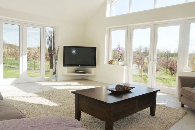  Image of 3 bedroom Bungalow for sale in Glebe Road Queniborough Leicester LE7 at Glebe Road  Queniborough, LE7 3FH