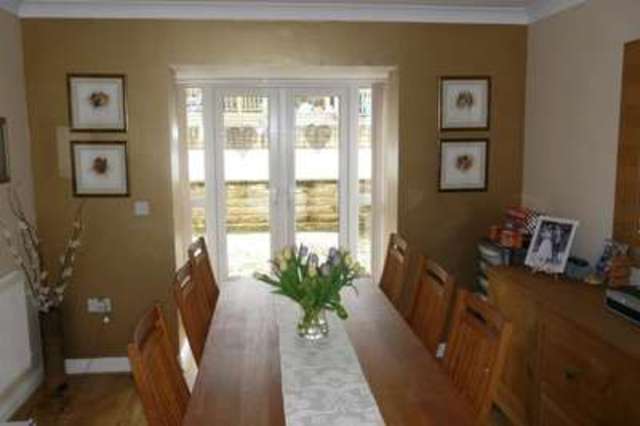  Image of 5 bedroom Detached house for sale in Glenholme Park Clayton Bradford BD14 at Clayton Bradford Clayton, BD14 6NF
