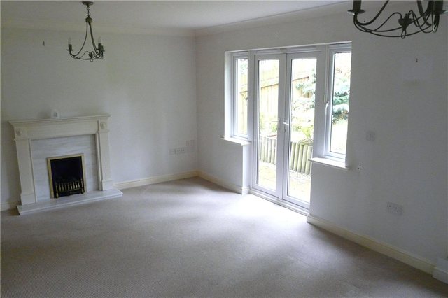 Image of 5 bedroom Detached house for sale in Glenholme Park Clayton Bradford BD14 at Clayton Bradford Clayton, BD14 6NF
