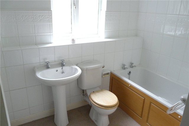  Image of 5 bedroom Detached house for sale in Glenholme Park Clayton Bradford BD14 at Clayton Bradford Clayton, BD14 6NF