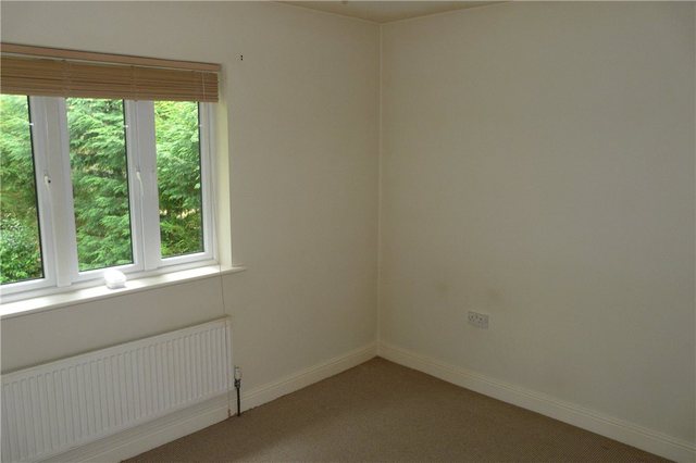  Image of 5 bedroom Detached house for sale in Glenholme Park Clayton Bradford BD14 at Clayton Bradford Clayton, BD14 6NF