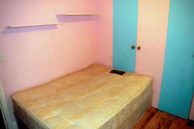  Image of 2 bedroom Flat to rent in Gloucester Road London SW7 at Gloucester Road  South Kensington, SW7 4RH
