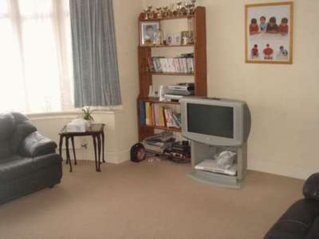  Image of 4 bedroom Semi-Detached house to rent in Gloucester Road North Harrow Harrow HA1 at Gloucester Road  Harrow, HA1 4PW
