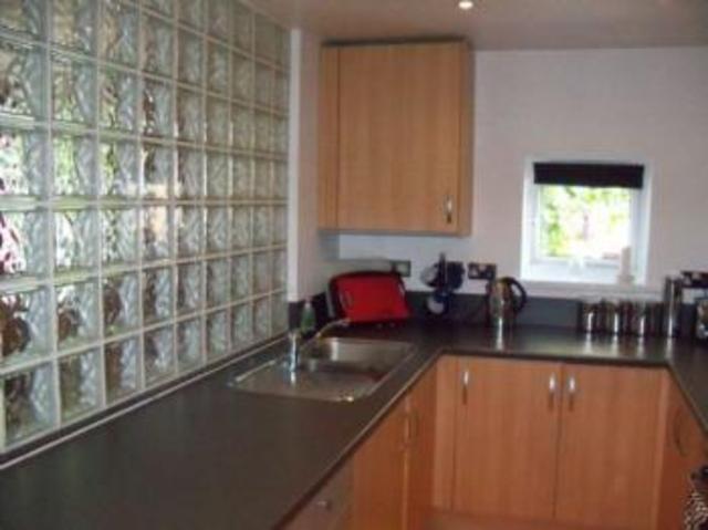  Image of 2 bedroom Flat to rent in Gloucester Square Southampton SO14 at Gloucester Square  Southampton, SO14 2GJ