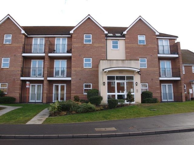  Image of 2 bedroom Flat for sale in Goldstraw Lane Balderton Newark NG24 at Goldstraw Lane Fernwood Newark, NG24 3FF