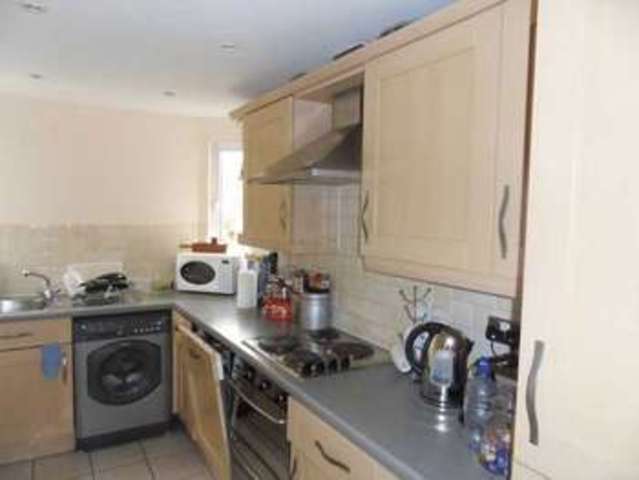  Image of 2 bedroom Flat to rent in Goodhall Close Stanmore HA7 at Goodhall Close  Stanmore, HA7 4FR