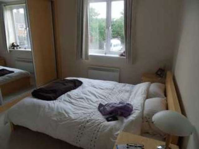  Image of 2 bedroom Flat to rent in Goodhall Close Stanmore HA7 at Goodhall Close  Stanmore, HA7 4FR