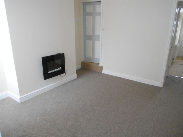  Image of 2 bedroom Terraced house to rent in Gordon Street Burslem Stoke-on-Trent ST6 at Gordon Street Burslem Stoke-On-Trent, ST6 1ES