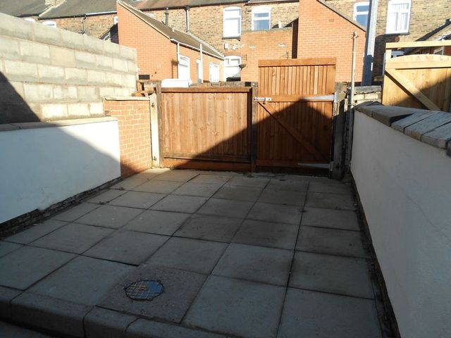  Image of 2 bedroom Terraced house to rent in Gordon Street Burslem Stoke-on-Trent ST6 at Gordon Street Burslem Stoke-On-Trent, ST6 1ES
