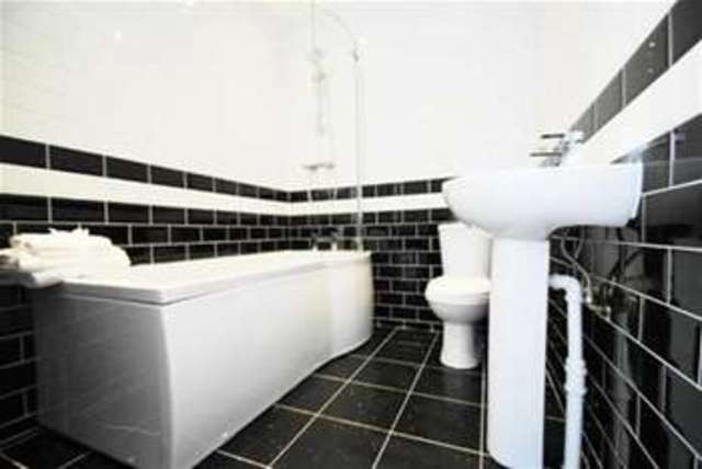  Image of 3 bedroom Detached house to rent in Gordon Street Leamington Spa CV31 at Leamington Spa, CV31 1HR