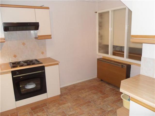  Image of 3 bedroom Flat to rent in Gorget Quadrant Glasgow G13 at Knightswood Glasgow Glasgow, G13 2AQ