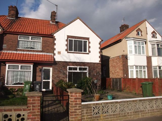  Image of 3 bedroom Terraced house to rent in Burgh Road Gorleston Great Yarmouth NR31 at Burgh Road Gorleston Great Yarmouth, NR31 8BE