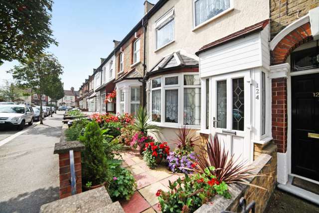  Image of 3 bedroom Detached house to rent in Gosport Road London E17 at Gosport Road Walthamstow London, E17 7LZ