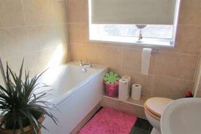  Image of 3 bedroom Semi-Detached house for sale in Goss Drive Street BA16 at Street, BA16 0RR