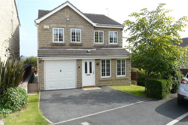  Image of 4 bedroom Detached house for sale in Grady Close Idle Bradford BD10 at Idle Bradford Dudley Hill, BD10 8SZ
