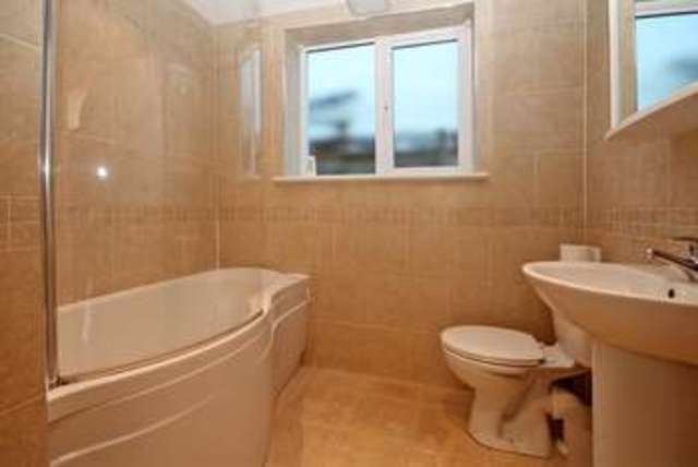  Image of 2 bedroom Flat for sale in Grand Avenue Southbourne Bournemouth BH6 at Grand Avenue  Southbourne, BH6 3TA