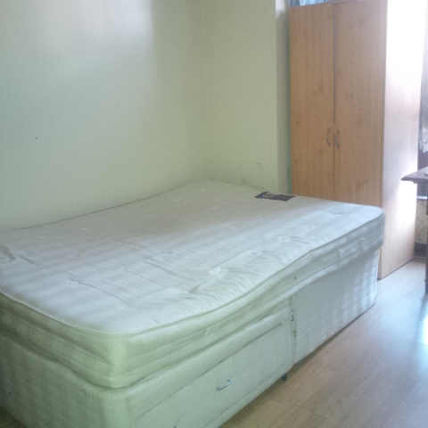  Image of 1 bedroom Terraced house to rent in Grange Avenue Leeds LS7 at Grange Avenue  Leeds, W Yorkshire, LS7 4EJ