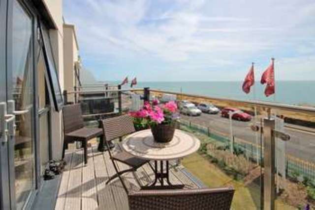  Image of 2 bedroom Flat for sale in Grange Road Southbourne Bournemouth BH6 at Grange Road Southbourne Bournemouth, BH6 3ND