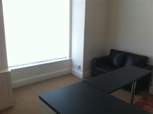  Image of 1 bedroom Flat to rent in Grange Road West Prenton CH43 at Birkenhead  Wirral, CH43 4XB