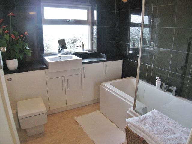  Image of 2 bedroom Semi-Detached house for sale in Grantham Road Radcliffe-on-Trent Nottingham NG12 at Grantham Road Radcliffe-on-Trent Nottingham, NG12 2HE