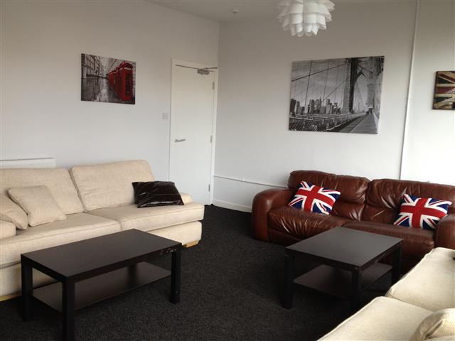  Image of 8 bedroom Terraced house to rent in Granville Road Wavertree Liverpool L15 at Wavertree  Liverpool, L15 2HP