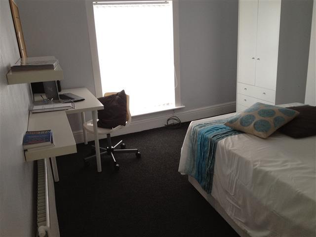  Image of 8 bedroom Terraced house to rent in Granville Road Wavertree Liverpool L15 at Wavertree  Liverpool, L15 2HP