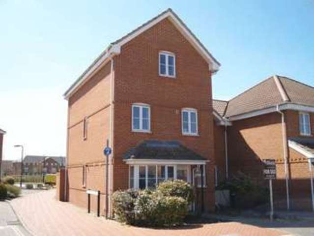  Image of 4 bedroom Detached house to rent in Great Farm Road Eastleigh SO50 at Great Farm Road  Eastleigh, SO50 5GN