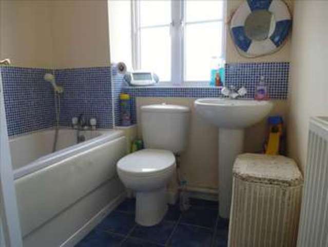  Image of 4 bedroom Detached house to rent in Great Farm Road Eastleigh SO50 at Great Farm Road  Eastleigh, SO50 5GN