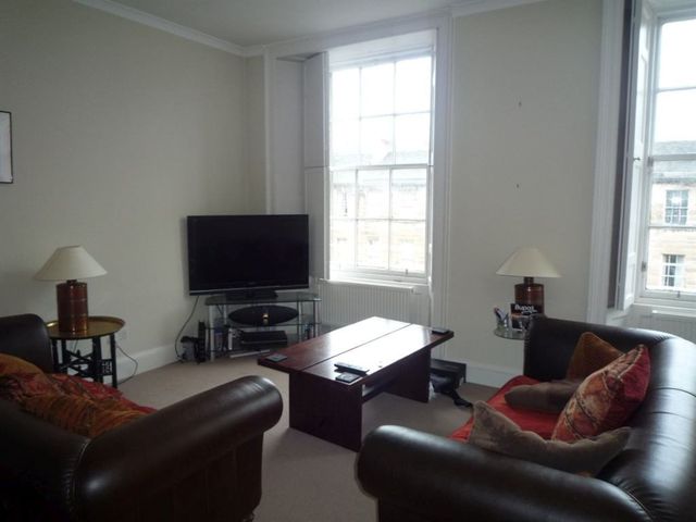  Image of 1 bedroom Flat to rent in Great King Street Edinburgh EH3 at New Town Edinburgh Edinburgh, EH3 6QW