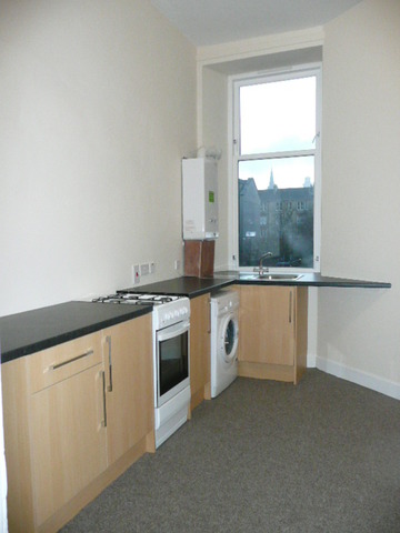  Image of 3 bedroom Flat to rent in Great Western Road Glasgow G4 at Woodlands Glasgow Glasgow, G4 9EB