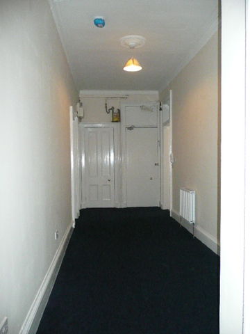  Image of 3 bedroom Flat to rent in Great Western Road Glasgow G4 at Woodlands Glasgow Glasgow, G4 9EB