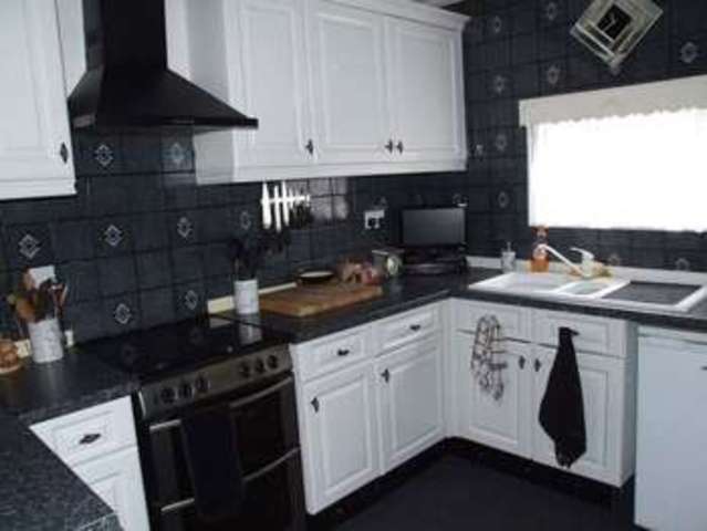  Image of 4 bedroom Terraced house for sale in Apsley Road Great Yarmouth NR30 at Apsley Road  Great Yarmouth, NR30 2HG