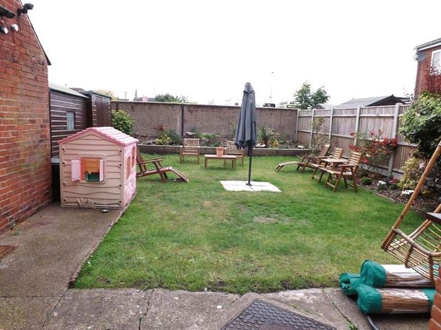  Image of 6 bedroom Semi-Detached house for sale in Wellesley Road Great Yarmouth NR30 at Wellesley Road  Great Yarmouth, NR30 1EU
