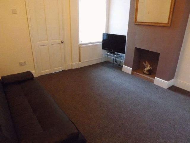  Image of 2 bedroom Terraced house for sale in Isaacs Road Great Yarmouth NR31 at Isaacs Road  Great Yarmouth, NR31 0BT