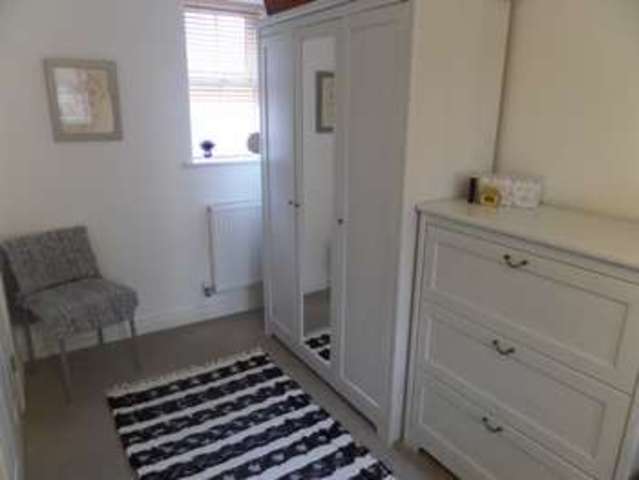  Image of 3 bedroom Apartment for sale in Green Farm Road Newport Pagnell MK16 at Newport Pagnell, MK16 0JY