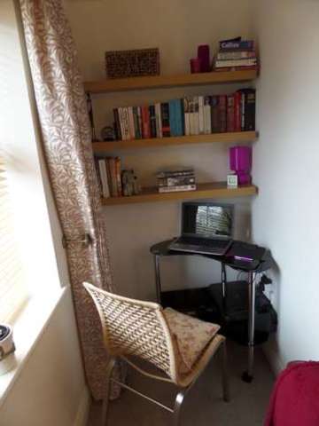  Image of 3 bedroom Apartment for sale in Green Farm Road Newport Pagnell MK16 at Newport Pagnell, MK16 0JY