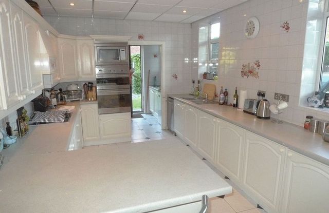  Image of 4 bedroom Semi-Detached house for sale in Green Lane Bolton BL3 at Green Lane  Great Lever, BL3 2LY