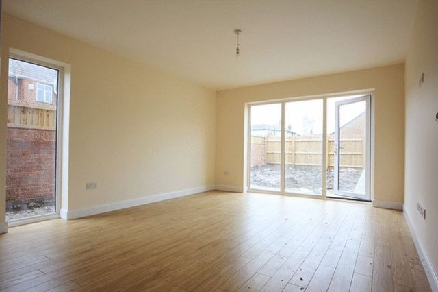  Image of 4 bedroom Terraced house for sale in Green Lane Stoneycroft Liverpool L13 at Green Lane Stoneycroft Liverpool, L13 7BB