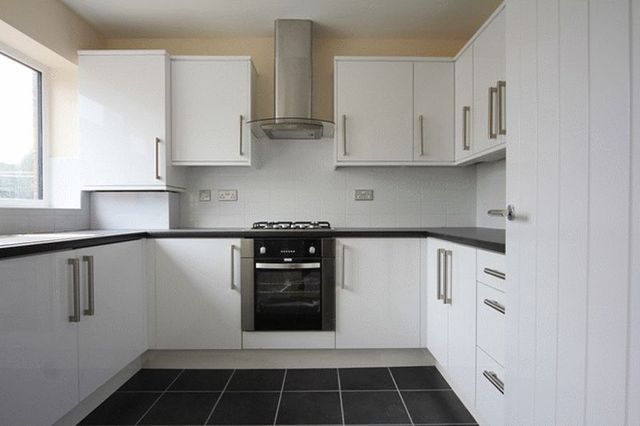  Image of 4 bedroom Terraced house for sale in Green Lane Stoneycroft Liverpool L13 at Green Lane Stoneycroft Liverpool, L13 7BB