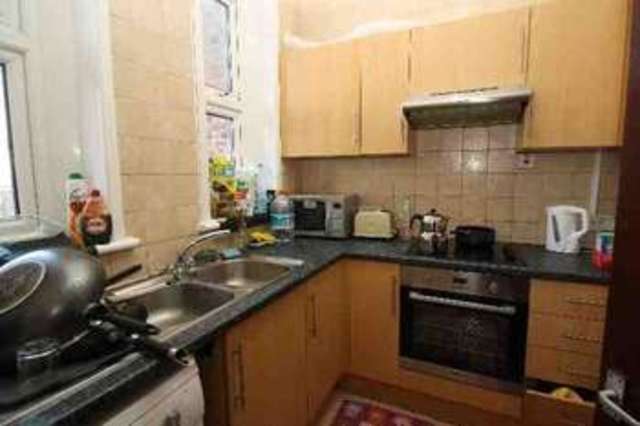  Image of 1 bedroom Property to rent in Green Lanes London N13 at Green Lanes London London, N13 4TY