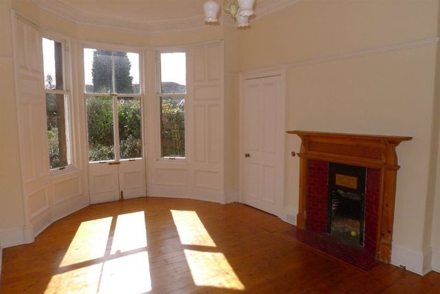  Image of 5 bedroom Detached house to rent in Greenbank Crescent Edinburgh EH10 at Comiston Edinburgh Edinburgh, EH10 5TE