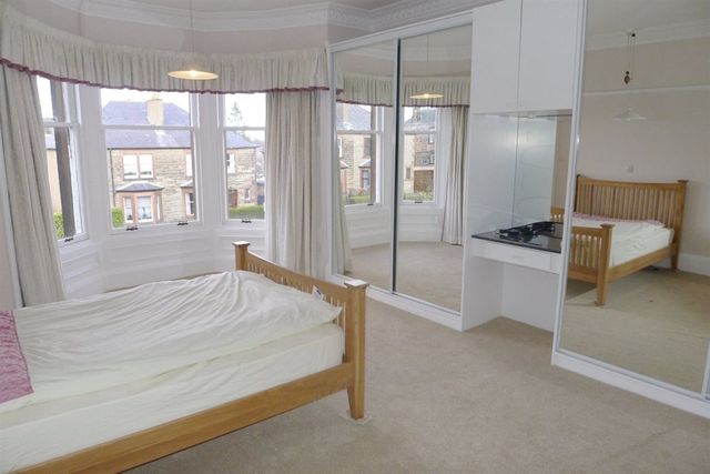  Image of 5 bedroom Detached house to rent in Greenbank Crescent Edinburgh EH10 at Comiston Edinburgh Edinburgh, EH10 5TE
