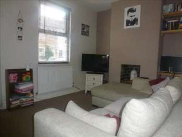  Image of 2 bedroom Terraced house for sale in Greenfield Road Newport Pagnell MK16 at Newport Pagnell, MK16 8DB