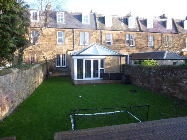  Image of 3 bedroom Flat to rent in Greenhill Place Edinburgh EH10 at Morningside Edinburgh Edinburgh, EH10 4BR