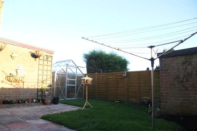  Image of 2 bedroom Semi-Detached house for sale in Greenlea Avenue Yeadon Leeds LS19 at Yeadon Leeds Yeadon, LS19 7SL