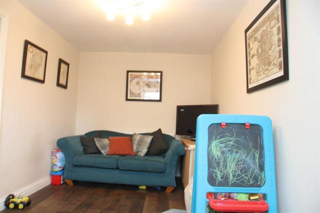  Image of 3 bedroom Semi-Detached house for sale in Greenlea Road Yeadon Leeds LS19 at Yeadon Leeds Rawdon, LS19 7SN