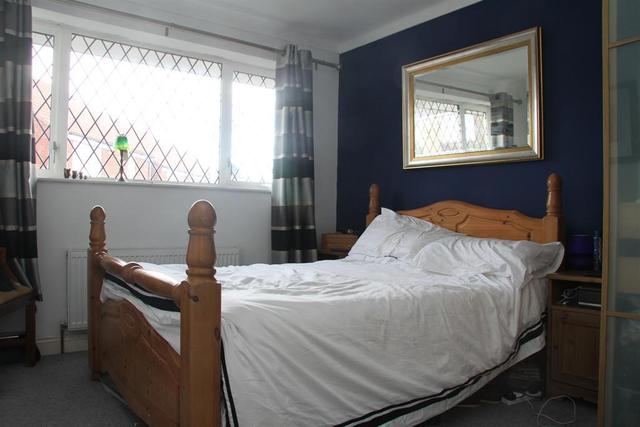  Image of 3 bedroom Semi-Detached house for sale in Greenlea Road Yeadon Leeds LS19 at Yeadon Leeds Rawdon, LS19 7SN