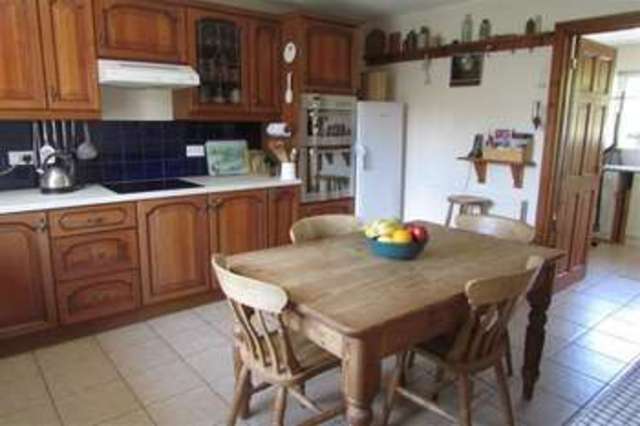  Image of 4 bedroom Detached house for sale in Greinton Road Moorlinch Bridgwater TA7 at Bridgwater, TA7 9BS