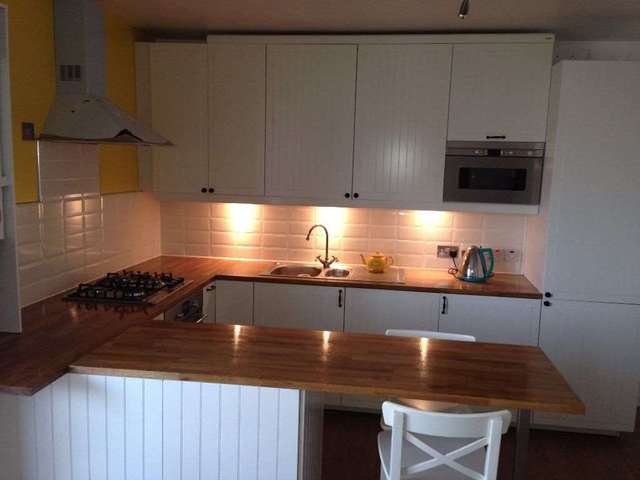  Image of 1 bedroom Apartment to rent in Hanger Lane London W5 at Greystocke Court Ealing London, W5 1EN